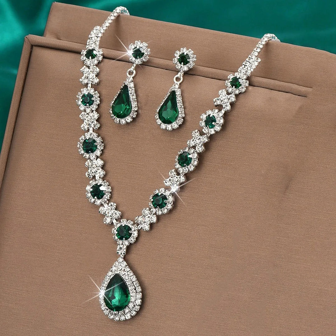 Kaylee™ | Emerald Crystal Necklace & Earring Set