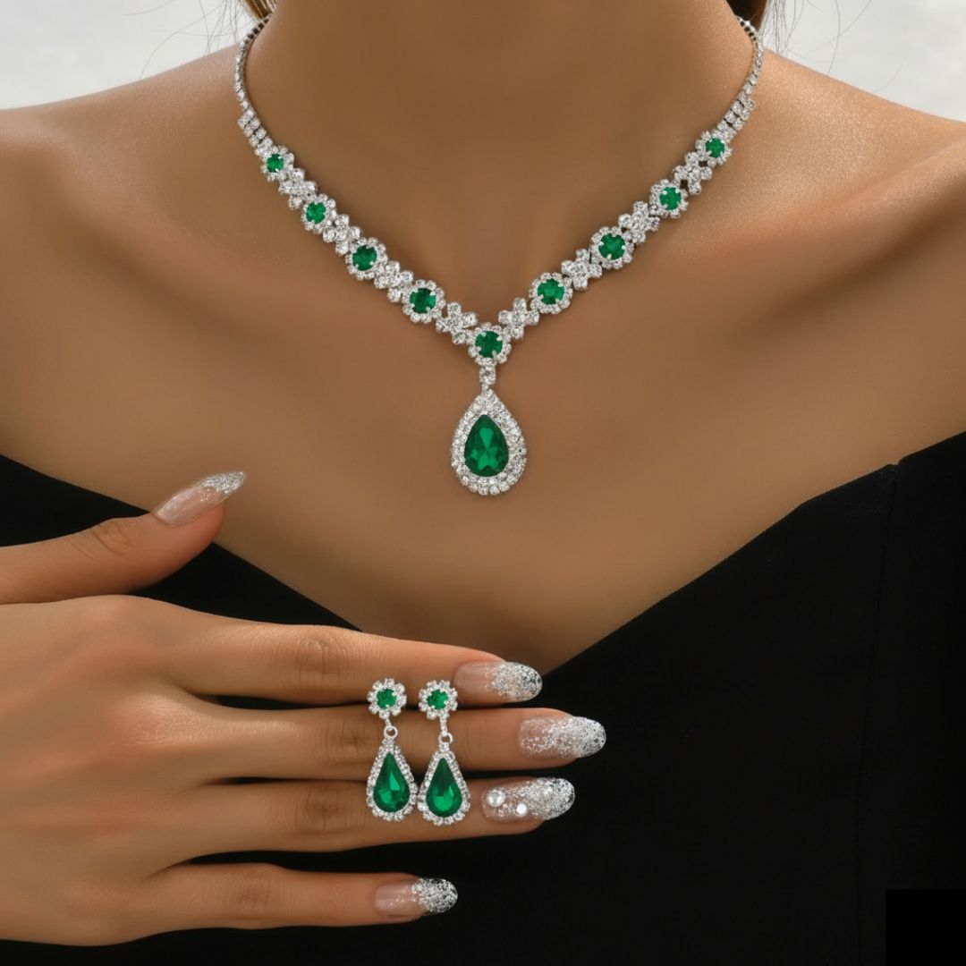 Kaylee™ | Emerald Crystal Necklace & Earring Set